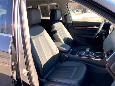Used 2018 Audi Q5 2.0T Premium Plus w/ Premium Plus Package image 8
