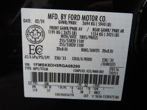 Used 2024 Ford Explorer XLT w/ XLT Sport Appearance Package AWD/4WD image 51