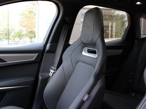 Used 2026 Jaguar F-PACE R-Dynamic S AWD/4WD image 10