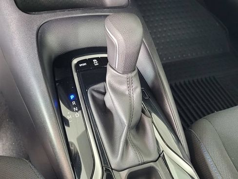 Used 2022 Toyota Corolla SE w/ SE Premium Package FWD image 19