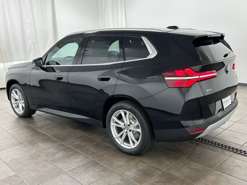 Used 2025 BMW X3 xDrive30 w/ Convenience Package AWD/4WD image 3