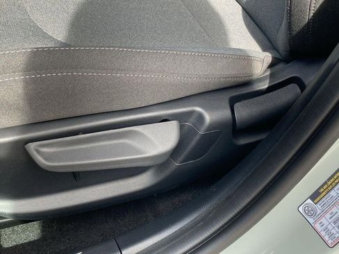 New 2026 Kia K4 LXS image 14