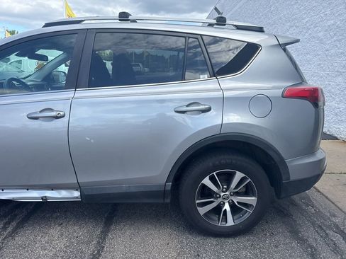 Used 2017 Toyota RAV4 XLE image 6