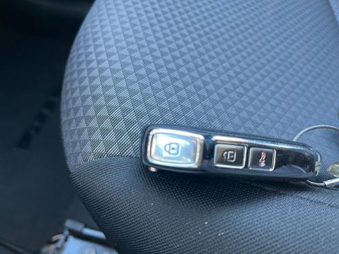 Used 2025 Kia Soul LX w/ LX Technology Package image 22