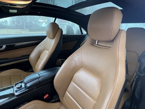 Used 2017 Mercedes-Benz E 400 4MATIC Coupe image 16