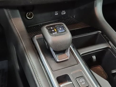 Certified 2022 Nissan Pathfinder SV w/ SV Black Package image 36