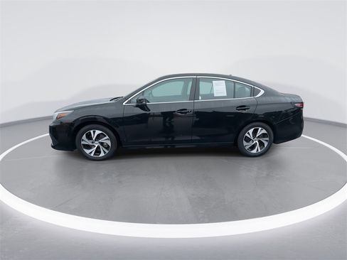 Used 2022 Subaru Legacy Premium image 5