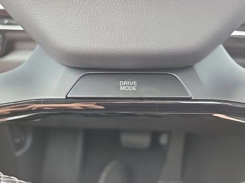 New 2027 Kia Carnival SX Prestige FWD image 38