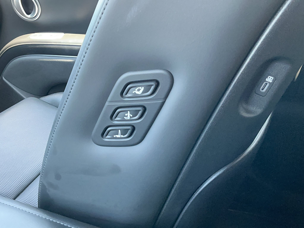 Certified 2026 Hyundai Palisade Calligraphy FWD image 20