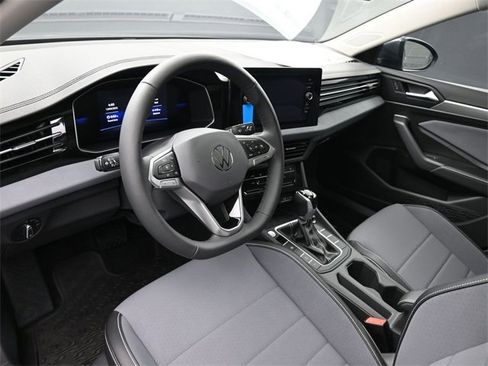 New 2026 Volkswagen Jetta SE image 23