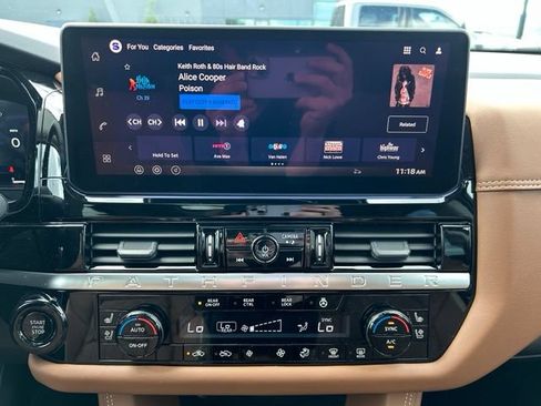 New 2026 Nissan Pathfinder Platinum w/ Cargo Package AWD/4WD image 16