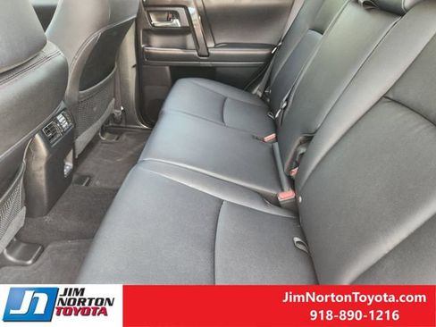 Used 2024 Toyota 4Runner TRD Off-Road Premium w/ Moonroof Package AWD/4WD image 31