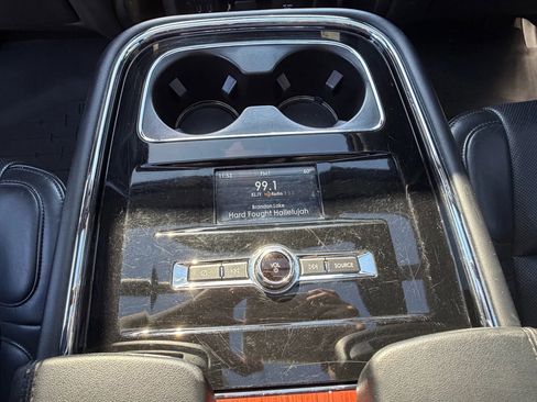 Used 2019 Lincoln Navigator L Reserve image 42