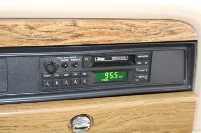 Used 1989 Jeep Grand Wagoneer AWD/4WD image 22