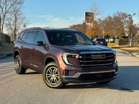 New 2026 GMC Acadia Elevation image 2