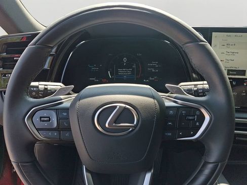 Used 2025 Lexus RX 350 Premium w/ Accessory Package AWD/4WD image 20