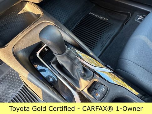 Certified 2020 Toyota Corolla LE image 27