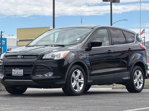 Used 2016 Ford Escape SE FWD image 10