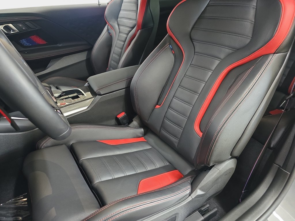 Used 2025 BMW M2 w/ Lighting Package RWD image 17