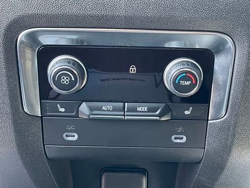 Used 2024 Chevrolet Tahoe Z71 w/ Z71 Off-Road Package image 22