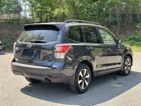 Used 2017 Subaru Forester 2.5i Premium w/ All-Weather Package AWD/4WD image 20