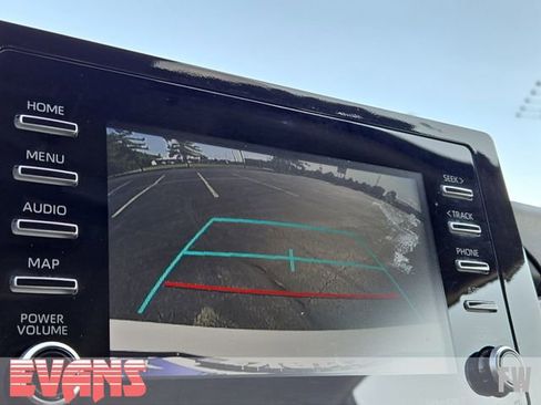 Used 2023 Toyota Camry LE image 7