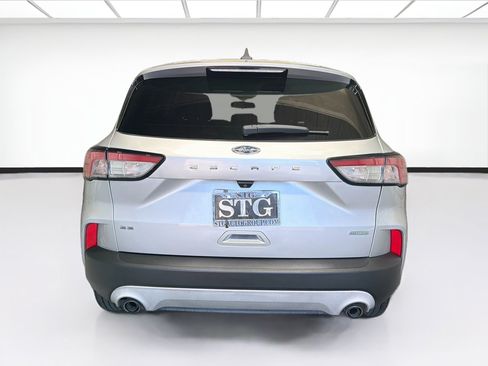 Used 2020 Ford Escape SE FWD image 5