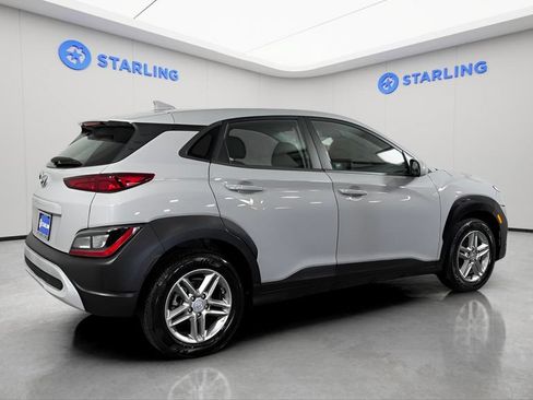 Used 2022 Hyundai Kona SE FWD image 9