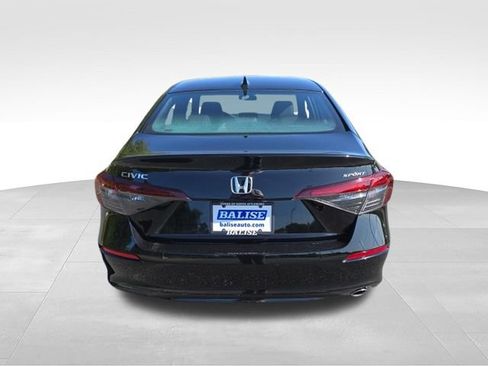 Used 2025 Honda Civic Sport image 8