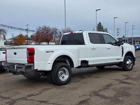 New 2025 Ford F350 Lariat w/ Lariat Ultimate Package image 33