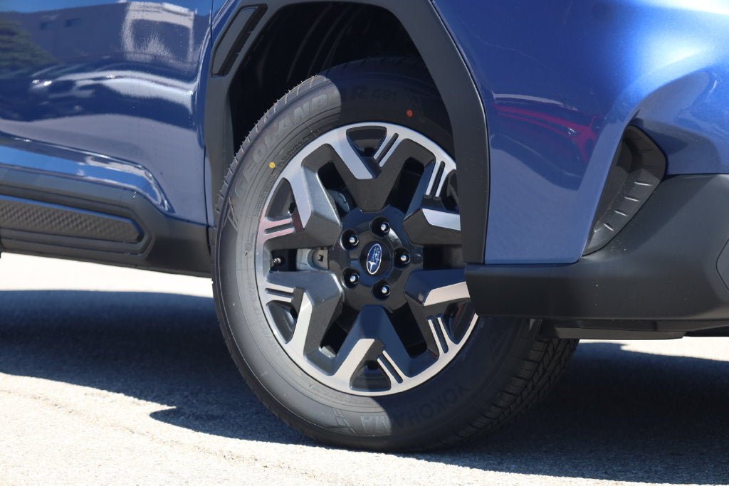 New 2026 Subaru Forester AWD/4WD image 2
