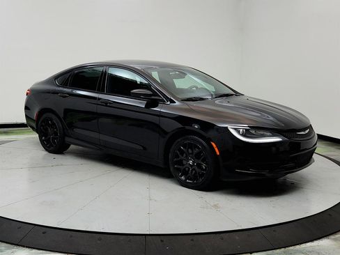 Used 2015 Chrysler 200 S w/ Comfort Group image 3