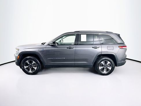 Used 2022 Jeep Grand Cherokee Limited 4xe w/ Luxury Tech Group II image 4