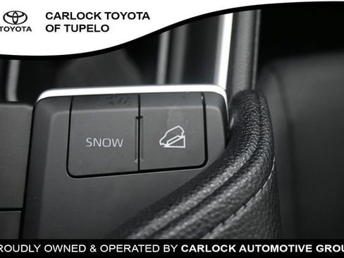 Used 2025 Toyota Grand Highlander AWD image 23