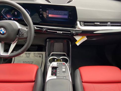 Certified 2025 BMW X1 xDrive28i w/ Premium Package image 13