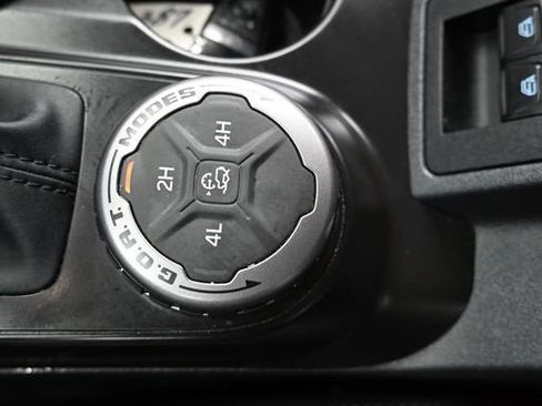 Certified 2024 Ford Bronco Outer Banks image 8