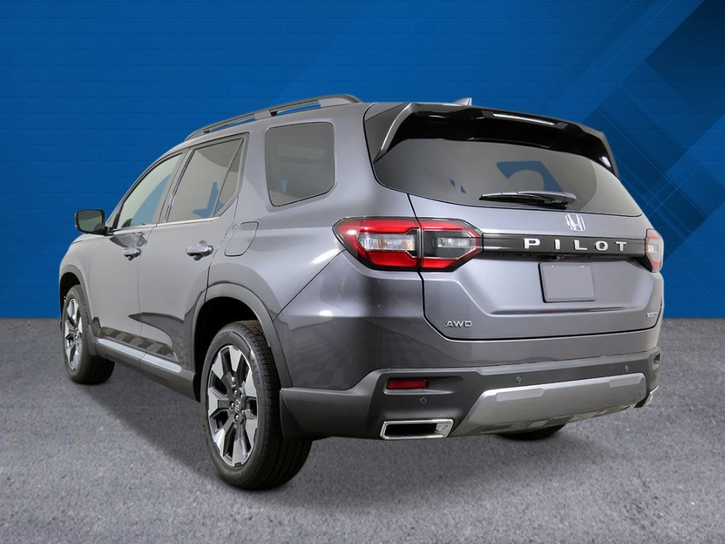 New 2026 Honda Pilot Touring image 6