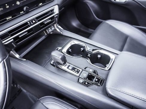 Used 2023 Lexus RX 350h image 17