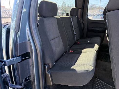 Used 2010 GMC Sierra 1500 SLE image 16