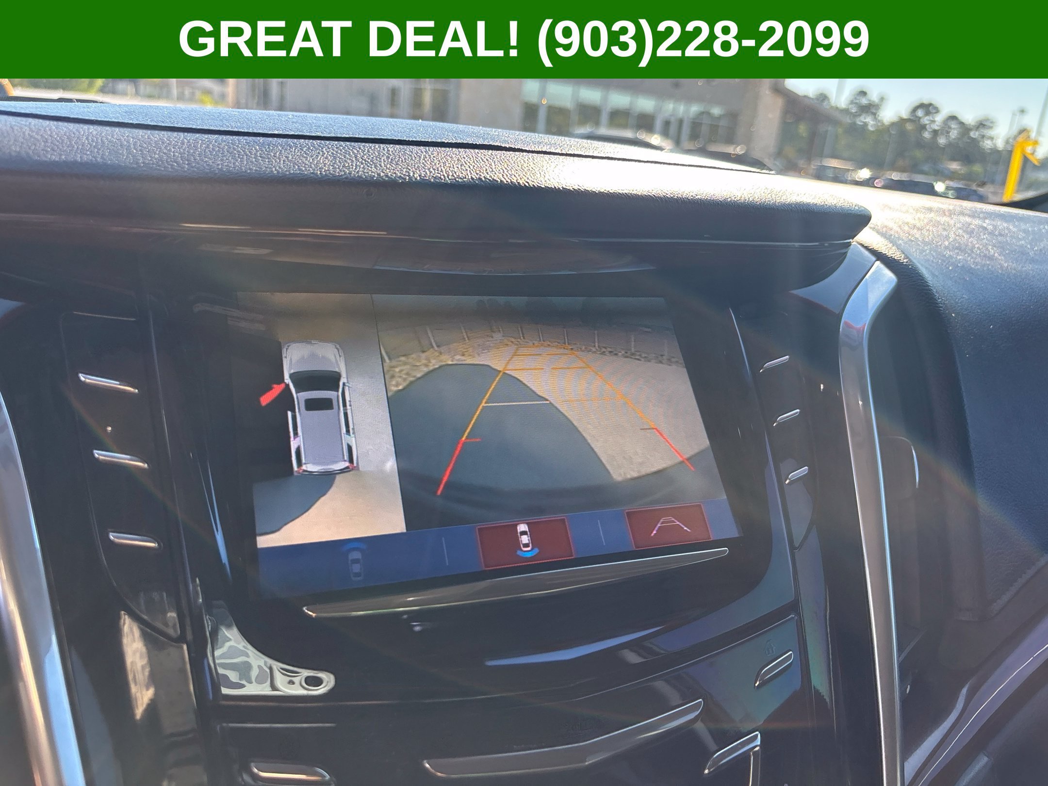 Used 2018 Cadillac Escalade Luxury AWD/4WD image 32
