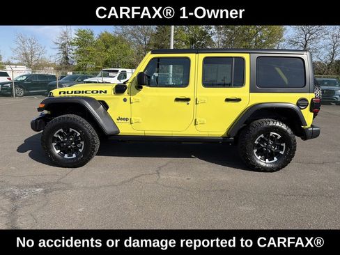 Used 2024 Jeep Wrangler Unlimited Rubicon 4xe w/ Convenience Group AWD/4WD image 2
