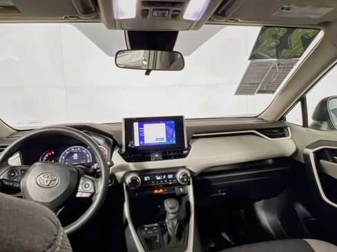 Used 2023 Toyota RAV4 XLE w/ Convenience Package FWD image 30