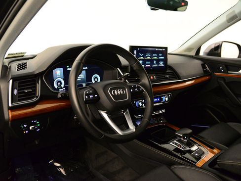 Certified 2023 Audi Q5 e Premium Plus w/ Premium Plus Package image 30