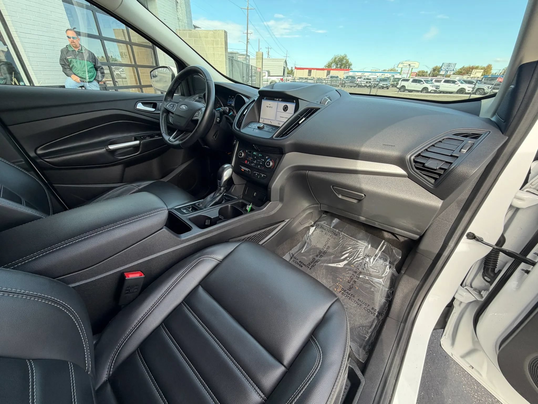 Used 2019 Ford Escape SEL AWD/4WD image 14