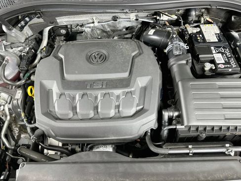 Used 2024 Volkswagen Tiguan SE R-Line AWD/4WD image 14