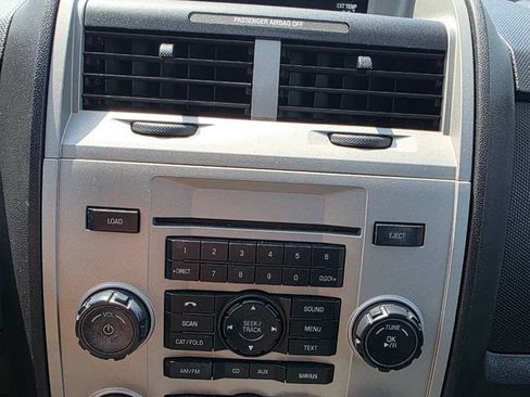 Used 2009 Ford Escape XLT FWD image 19