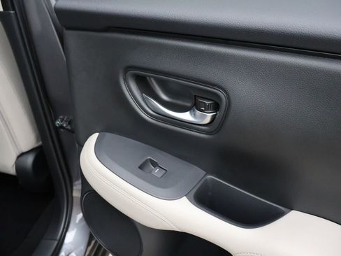 New 2026 Honda HR-V LX image 14