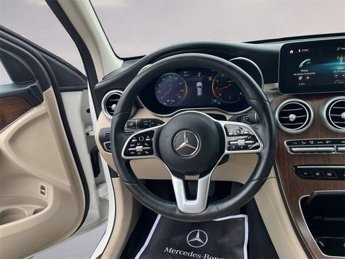 Certified 2022 Mercedes-Benz GLC 300 4MATIC w/ Premium Package Lite image 12