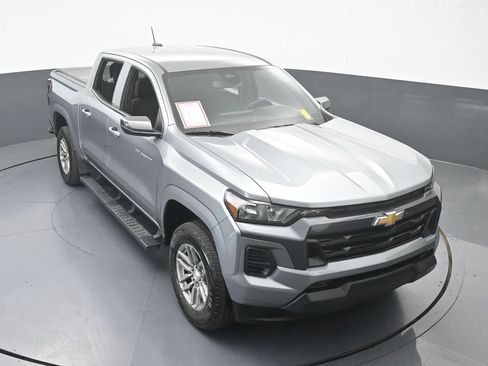 Used 2025 Chevrolet Colorado LT RWD image 57