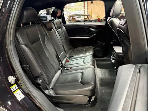 Used 2017 Audi Q7 3.0T Prestige w/ Prestige Package AWD/4WD image 28